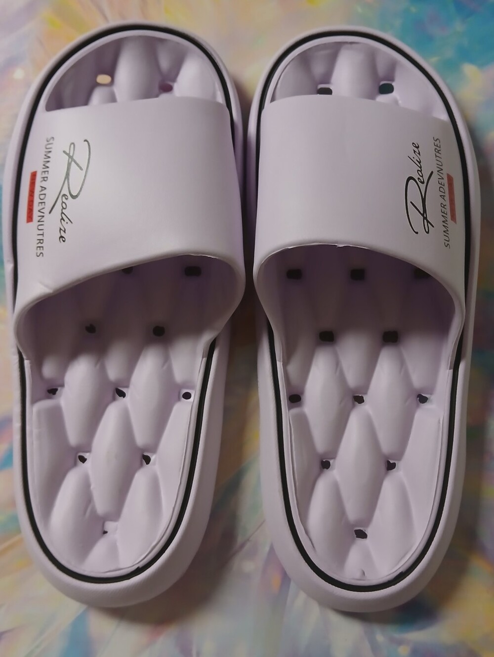 new day Womens Lavendar Slides SZ.10  NWOT!